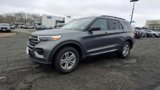 Certified 2022 Ford Explorer XLT image 3