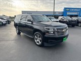 Used 2017 Chevrolet Suburban LT image 4