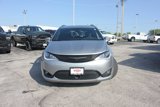 Used 2019 Chrysler Pacifica Limited w/ Advanced Safetytec Group image 2