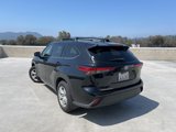 Used 2022 Toyota Highlander LE image 2