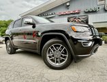 Used 2021 Jeep Grand Cherokee Limited image 3