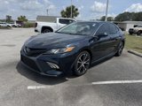 Used 2019 Toyota Camry SE image 3