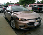 Used 2018 Chevrolet Malibu LT w/ Driver Confidence Package image 4