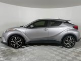 Used 2018 Toyota C-HR XLE image 3