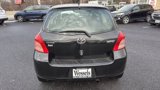 Used 2008 Toyota Yaris 2-Door Hatchback image 3