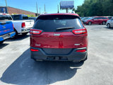Used 2015 Jeep Cherokee Latitude w/ Comfort/Convenience Group image 6