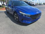 Used 2023 Hyundai Elantra SEL w/ Convenience Package image 2