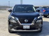 Used 2023 Nissan Rogue SV image 2