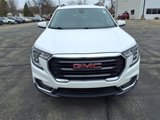 Certified 2023 GMC Terrain SLE w/ Driver Convenience Package image 2