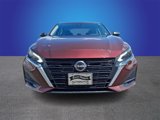 Used 2024 Nissan Altima 2.5 SV image 2