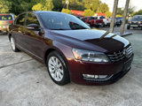 Used 2013 Volkswagen Passat 2.5 SEL image 3