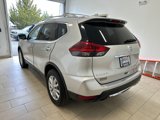 Used 2018 Nissan Rogue SV image 5