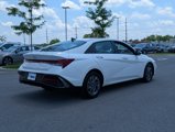 Used 2024 Hyundai Elantra SEL image 6