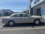 Used 2005 Lincoln Town Car Signature Limited image 5