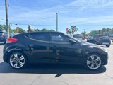Used 2013 Hyundai Veloster w/ Style Pkg image 5