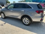 Used 2020 Kia Sorento L image 6