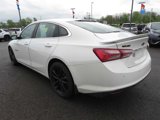 Used 2022 Chevrolet Malibu LT w/ Leather Package image 5