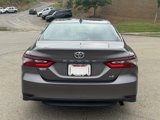 Used 2022 Toyota Camry LE image 4