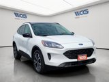 Used 2021 Ford Escape SE w/ SE Sport Appearance Package image 2