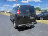 Used 2017 Chevrolet Express 3500 Extended image 5