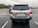Used 2012 Toyota Highlander SE image 4