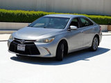 Used 2015 Toyota Camry SE image 3