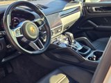 Certified 2022 Porsche Cayenne Coupe image 4