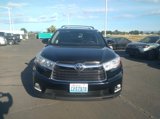Used 2015 Toyota Highlander Limited image 3