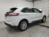 Used 2024 Ford Edge SEL image 3