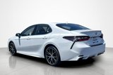 Used 2022 Toyota Camry SE image 3