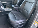 Used 2024 Ford Explorer Limited image 5