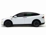 Used 2022 Tesla Model X image 2