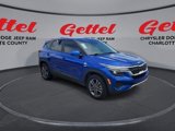 Used 2022 Kia Seltos LX image 2