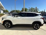 Used 2025 Kia Seltos EX w/ EX Sunroof Package image 5