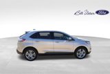 Used 2017 Ford Edge Titanium w/ Technology Package image 5