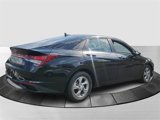 Used 2021 Hyundai Elantra SE image 3