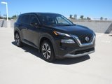 Used 2022 Nissan Rogue SV image 2