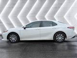 Used 2018 Toyota Camry L image 2