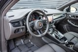 Used 2025 Porsche Macan image 4