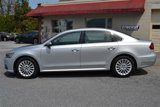 Used 2017 Volkswagen Passat 1.8T SE image 2