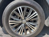 Used 2018 Volkswagen Tiguan SEL image 3