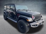 Used 2018 Jeep Wrangler Unlimited Sahara image 3