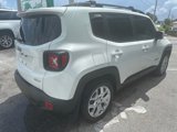 Used 2017 Jeep Renegade Latitude image 6