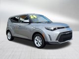 Used 2024 Kia Soul S image 2