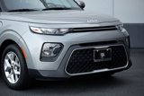 Used 2022 Kia Soul LX w/ Technology Package image 2