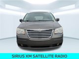Used 2010 Chrysler Town & Country Touring image 2