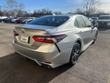 Used 2021 Toyota Camry SE w/ Cold Weather Package image 4
