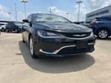Used 2015 Chrysler 200 Limited w/ Convenience Group image 4
