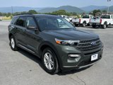 Used 2022 Ford Explorer XLT w/ Equipment Group 202A image 4