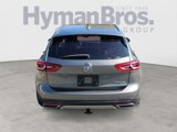 Used 2018 Buick Regal Essence w/ Sights and Sounds Package image 4